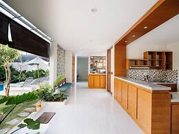 Vasudha Hostel Canggu