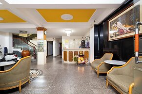 Mai Hotel SG - by BAY LUXURY