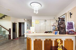 Mai Hotel SG - by BAY LUXURY