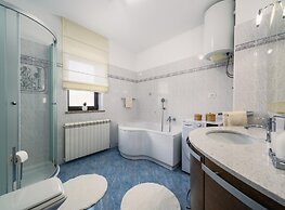 Premium Apartment With Private Pool