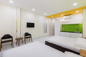 Tran Chau Hotel Q4 SG - by BAY LUXURY