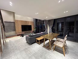 FlowerGod PentStudio WestLake Tay Ho