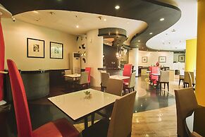 Horison Arcadia Wahid Hasyim