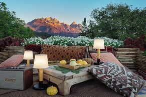 lijiangluxianbaomimihuayuankezhan