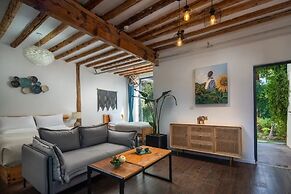 lijiangluxianbaomimihuayuankezhan