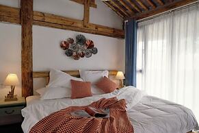 lijiangluxianbaomimihuayuankezhan