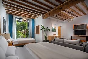 lijiangluxianbaomimihuayuankezhan