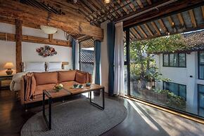 lijiangluxianbaomimihuayuankezhan