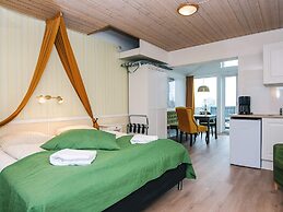 6 Person Holiday Park Home in Romo