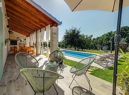 Villa in Serene Location