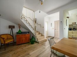 Villa in Serene Location