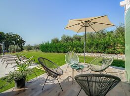 Villa in Serene Location