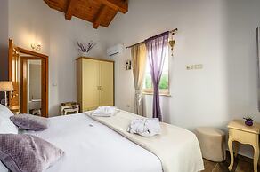 Villa in Serene Location