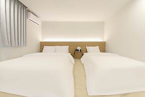 Geoje Dongbeck Hotel Gohyeon