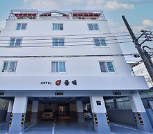 Geoje Dongbeck Hotel Gohyeon