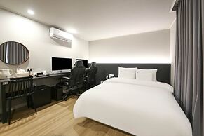 Geoje Dongbeck Hotel Gohyeon