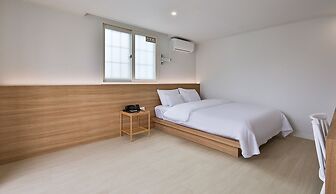 Geoje Dongbeck Hotel Gohyeon