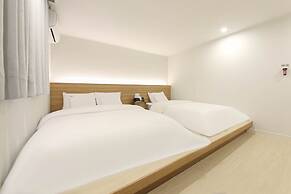 Geoje Dongbeck Hotel Gohyeon