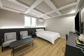 Geoje Dongbeck Hotel Gohyeon