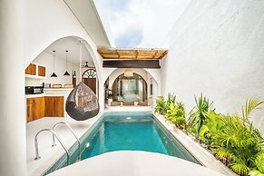 La Feliz Villa Balinesia - 2 Bedrooms