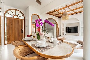 La Feliz Villa Balinesia - 2 Bedrooms