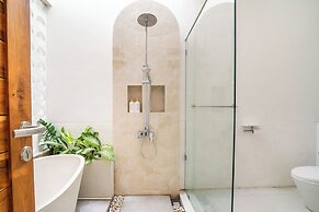 La Feliz Villa Balinesia - 2 Bedrooms