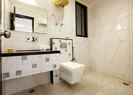 Hotel Anand INternational