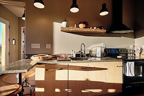 Sacred Sands - Lobo Luna