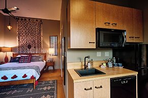 Sacred Sands - Lobo Luna