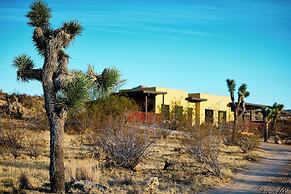 Sacred Sands - Lobo Luna