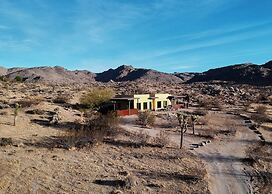 Sacred Sands - Lobo Luna