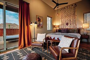 Sacred Sands - Lobo Luna