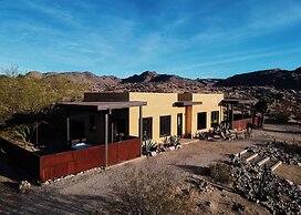 Sacred Sands - Lobo Luna