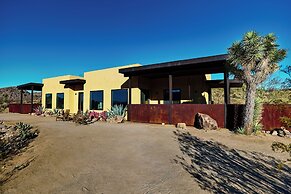 Sacred Sands - Lobo Luna