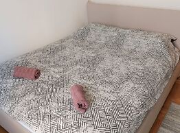 Exquisite Crikvenica Apartment With Balcony