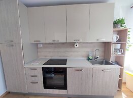 Sea View Crikvenica Apartment With Balcony and Free Wifi