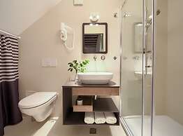 Vibrant and Elegant Downtown Krk Apartments