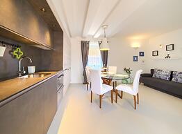 Vibrant and Elegant Downtown Krk Apartments