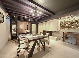 Vibrant and Elegant Downtown Krk Apartments