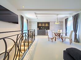 Vibrant and Elegant Downtown Krk Apartments