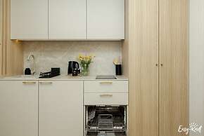 Beachfront Apartment, Summer Pool air Conditioning