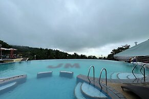 SMDP Resort Hotel CamSur