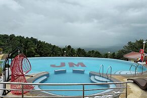 SMDP Resort Hotel CamSur