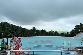 SMDP Resort Hotel CamSur