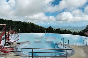 SMDP Resort Hotel CamSur