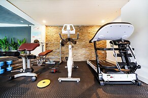 DOMA by HSuites Hotel & Apartment