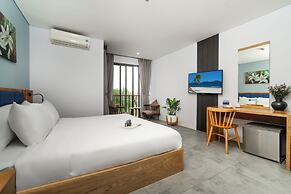 DOMA by HSuites Hotel & Apartment