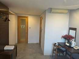 DOMA by HSuites Hotel & Apartment