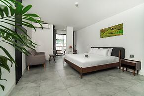 DOMA by HSuites Hotel & Apartment