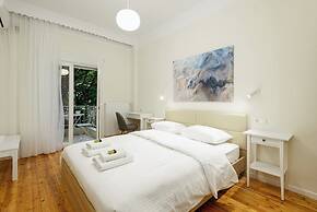 Trentatre, Nilie Hospitality MGMT